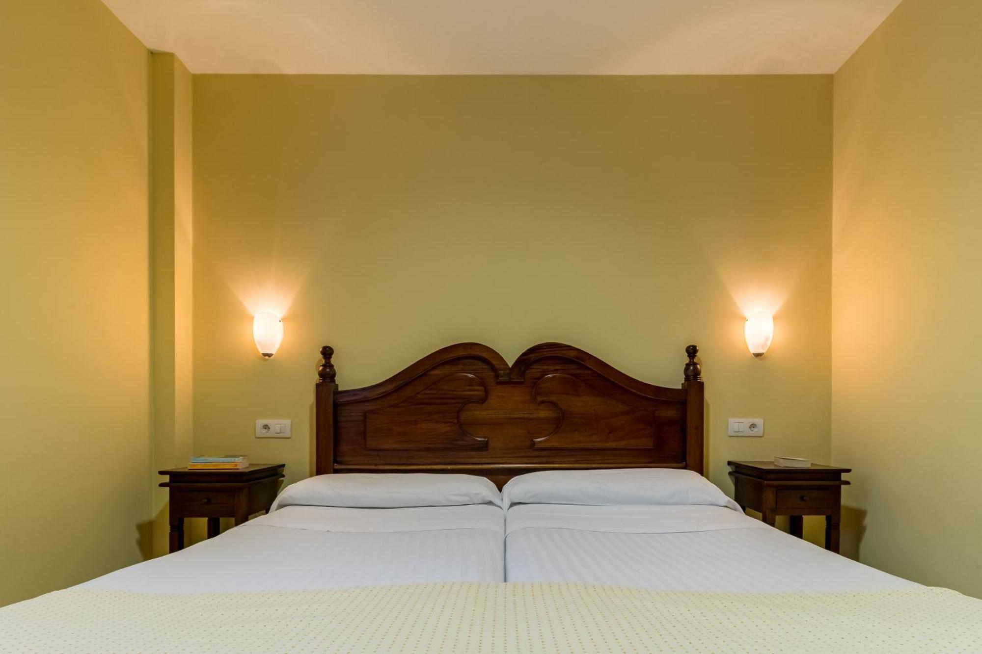 Apartamentos Silken Playa De Toro Llanes Ngoại thất bức ảnh