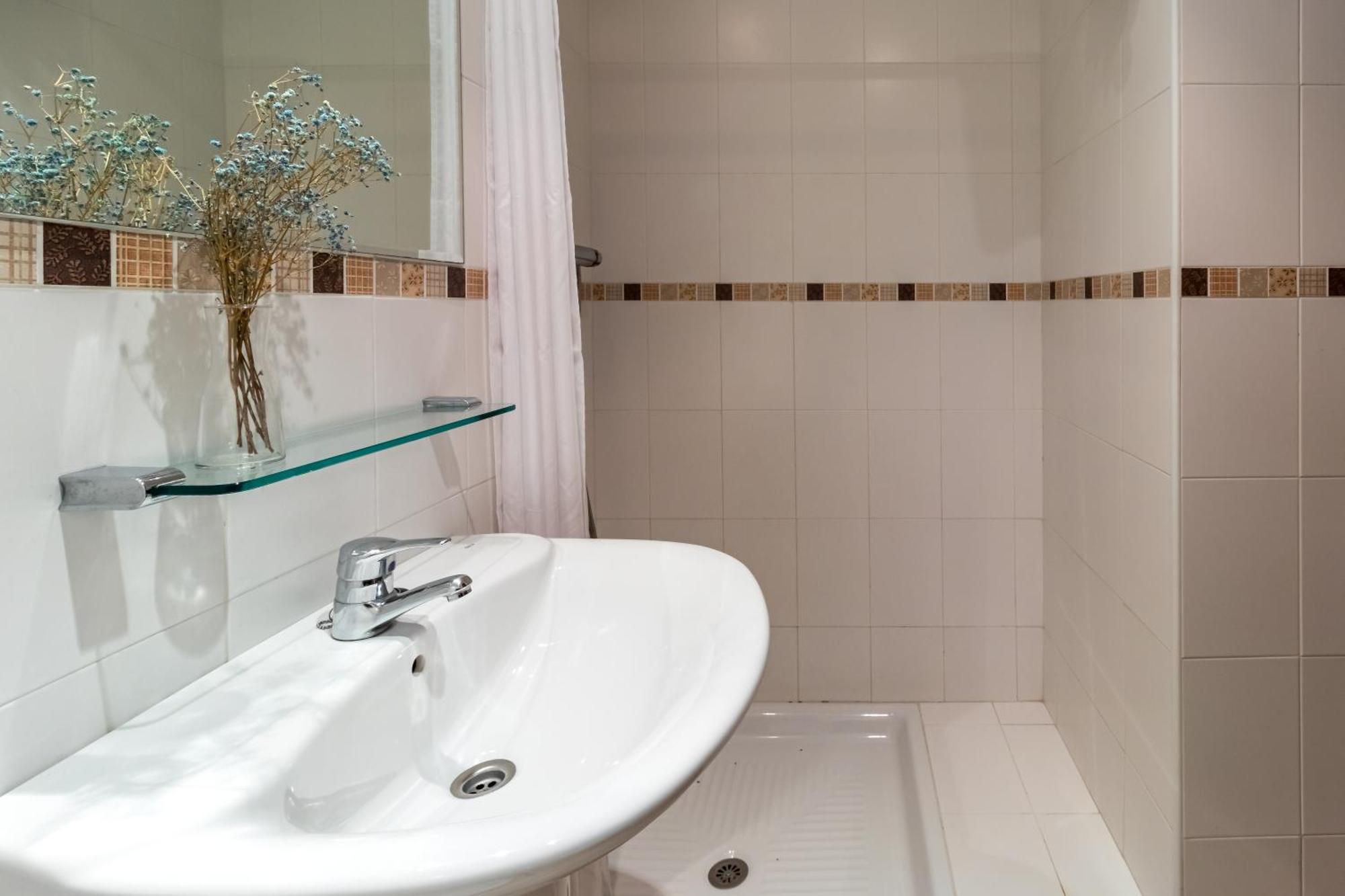 Apartamentos Silken Playa De Toro Llanes Ngoại thất bức ảnh
